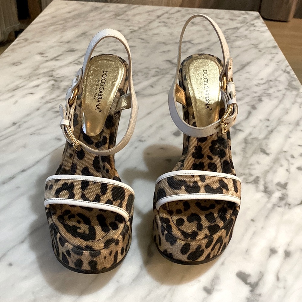 Dolce and Gabbana 39.5 wedge sandals